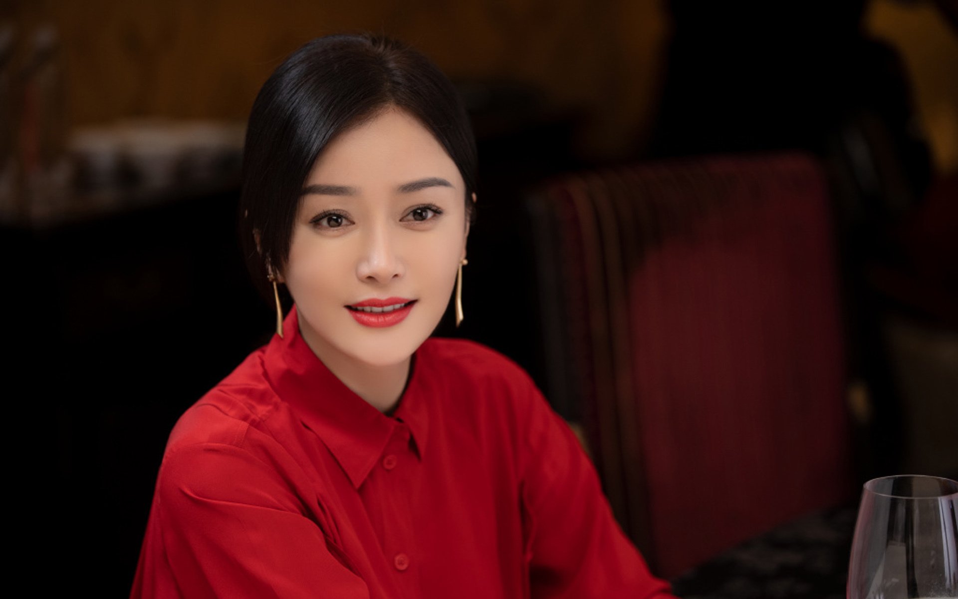 2026 热门运动服饰选购指南:针对不同流派的瑜伽服面料透气性测评。